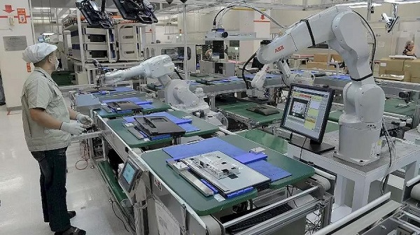 来自美国研究会：关于工业机器人与就业问题的两个观点